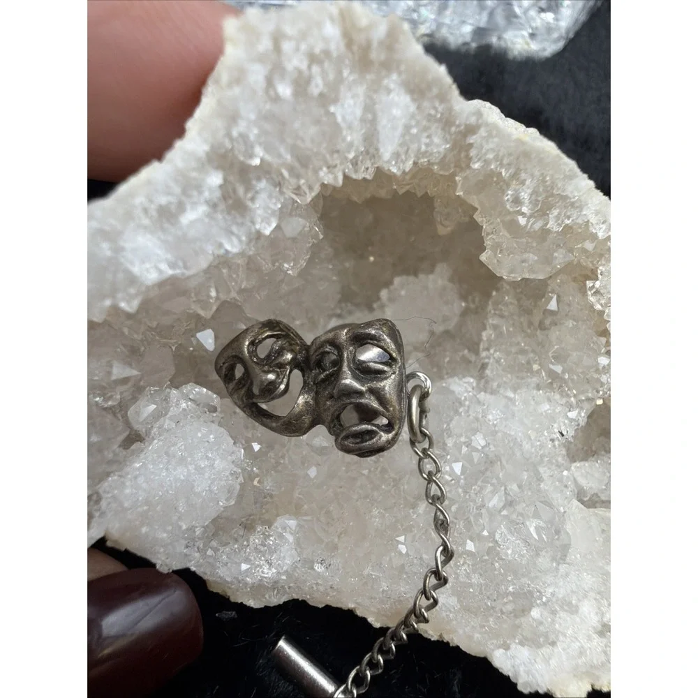 1950S VINTAGE SWANK  HAPPY FACE SAD FACE THEATER MASK DRAMA‎ TIE TACK